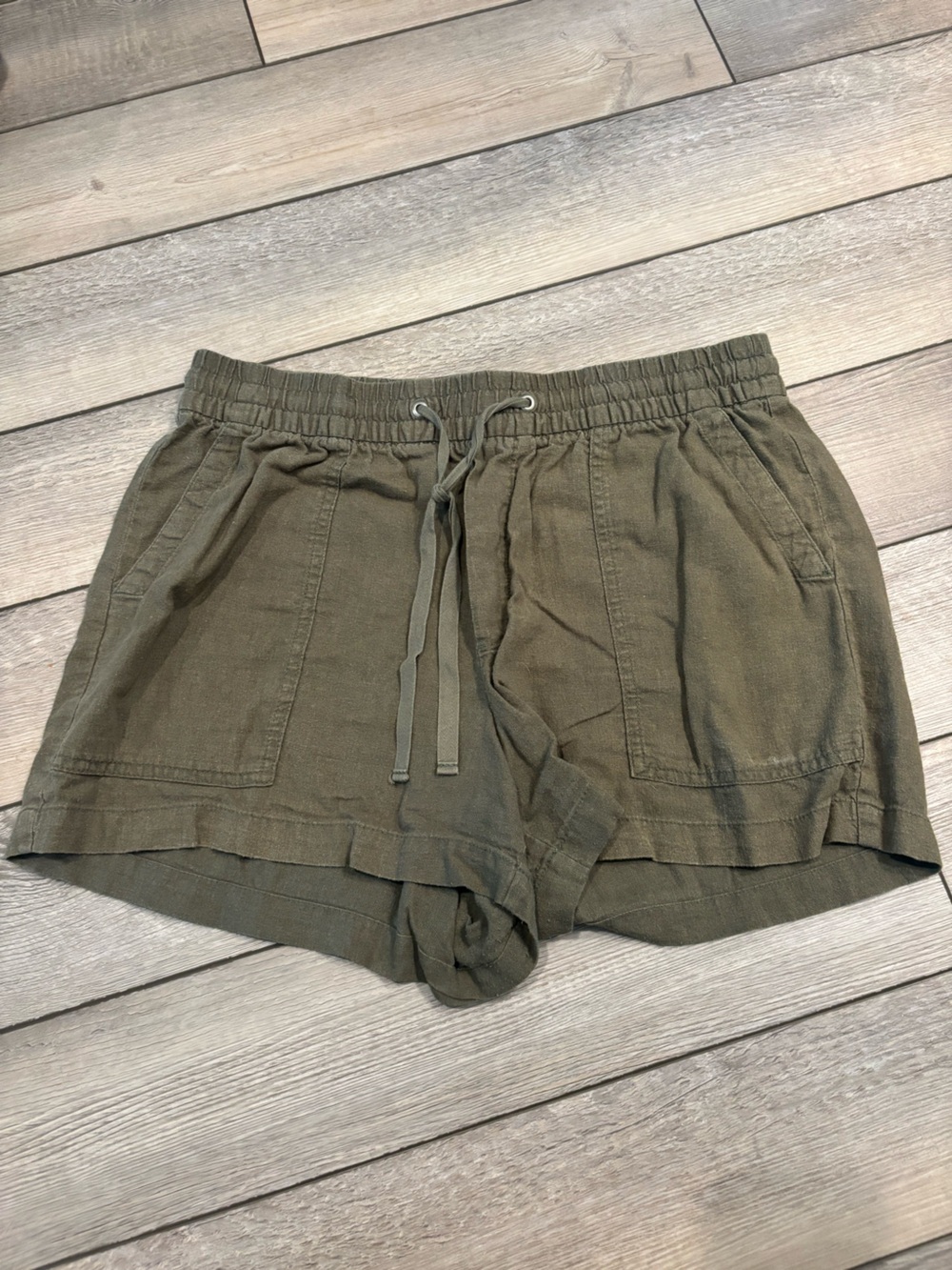 GAP Olive Drawstring Linen-Blend Women's Shorts